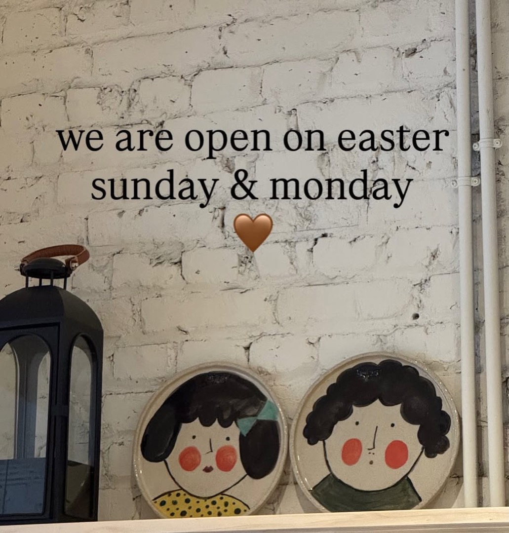 we are open today from 10.00 to 17.00
and tomorrow from 11.00 to 17.00
see you…